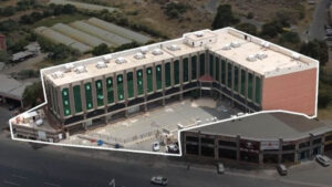 13-عمارة في أبها
