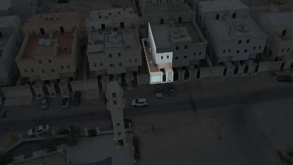 11 – ﺷﻘﺔ دورﻳﻦ بمدينة الهفوف – بمساحة 207.52 م²