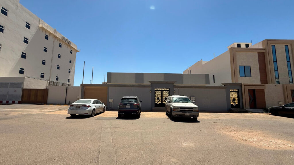 6-دور سكني حي البوادى