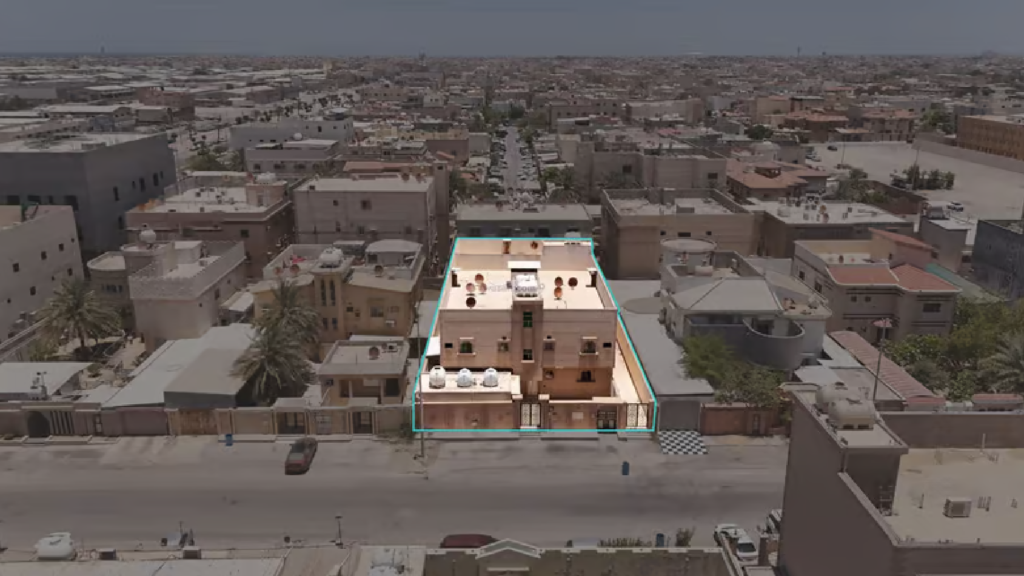12-عمارة 735 م 2 بحي الروضة – القطيف