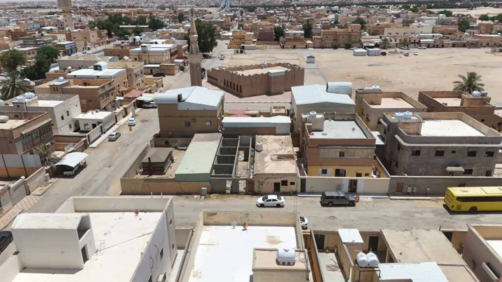 3-مبنى سكني 300م2 بحي أبو موسى الاشعري
