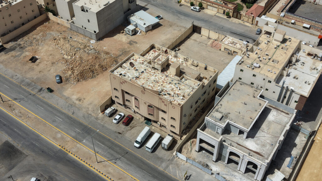 3-عمارة سكنية بحي ظهرة لبن