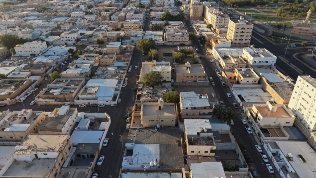 9-بيت شعبي بحي الورود