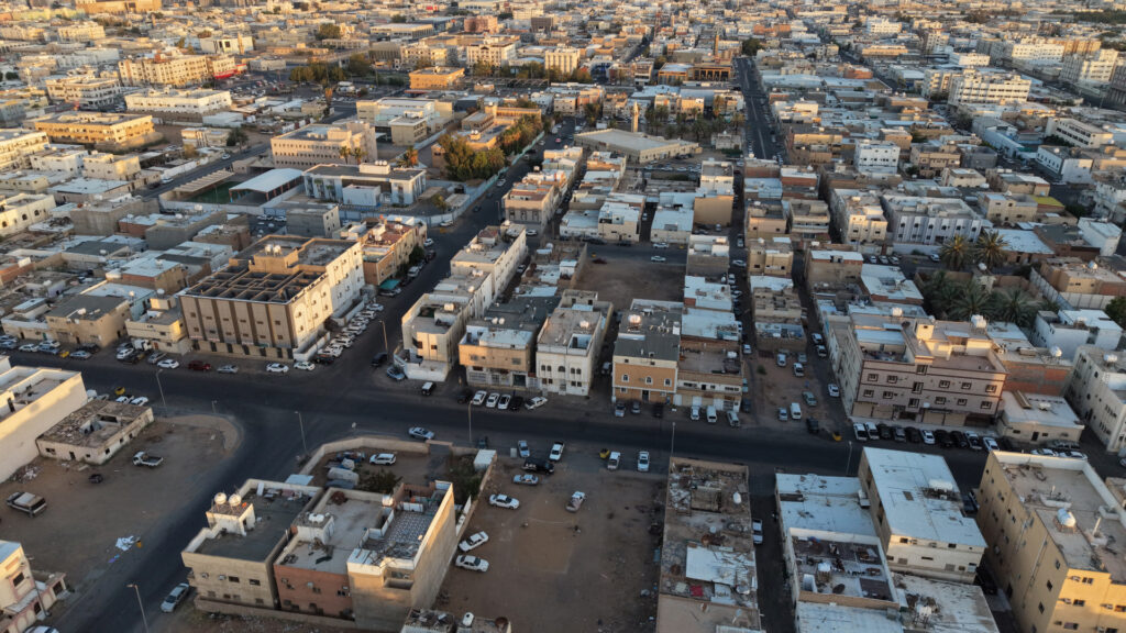 10-عمارة بحي الفيصلية