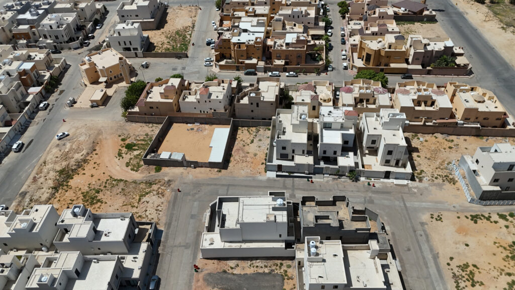 5-أرض سكنية 360.03م2 بحي البساتين الغربي