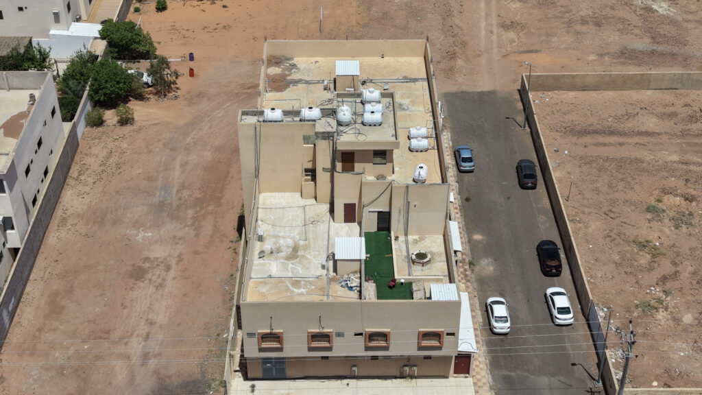 5-شقة سكنية