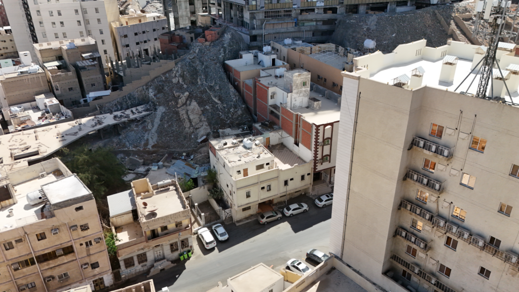 4-ڤيلا سكنية بمساحة 484 م² في مدينة وادي الدواسر