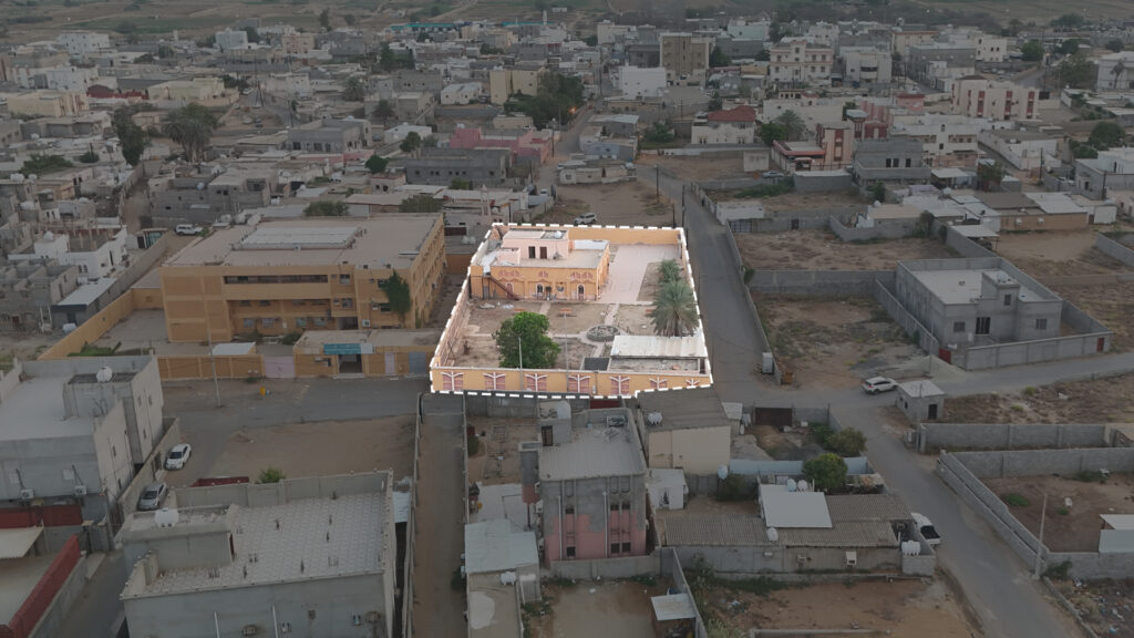 2-فيلا بحي الحضرور