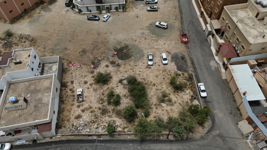 7-أرض سكنية بحي ذلالة بمدينة خميس مشيط