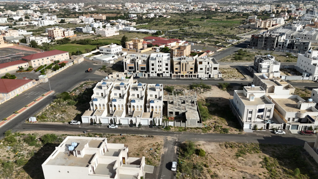 8-شقة سكنية بحي المعلاة