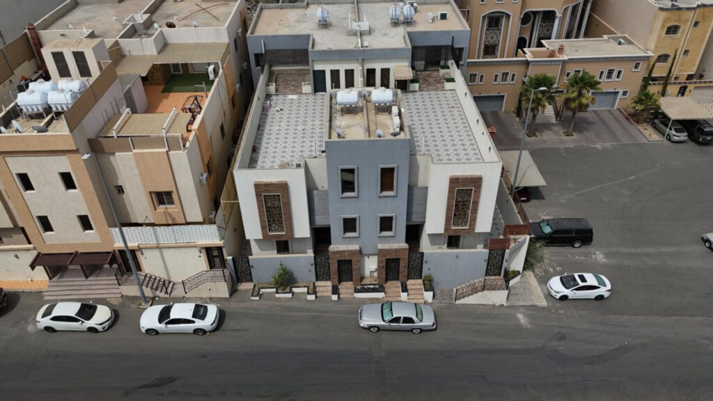 9-شقة سكنية بحي الطرفة بمدينة خميس مشيط