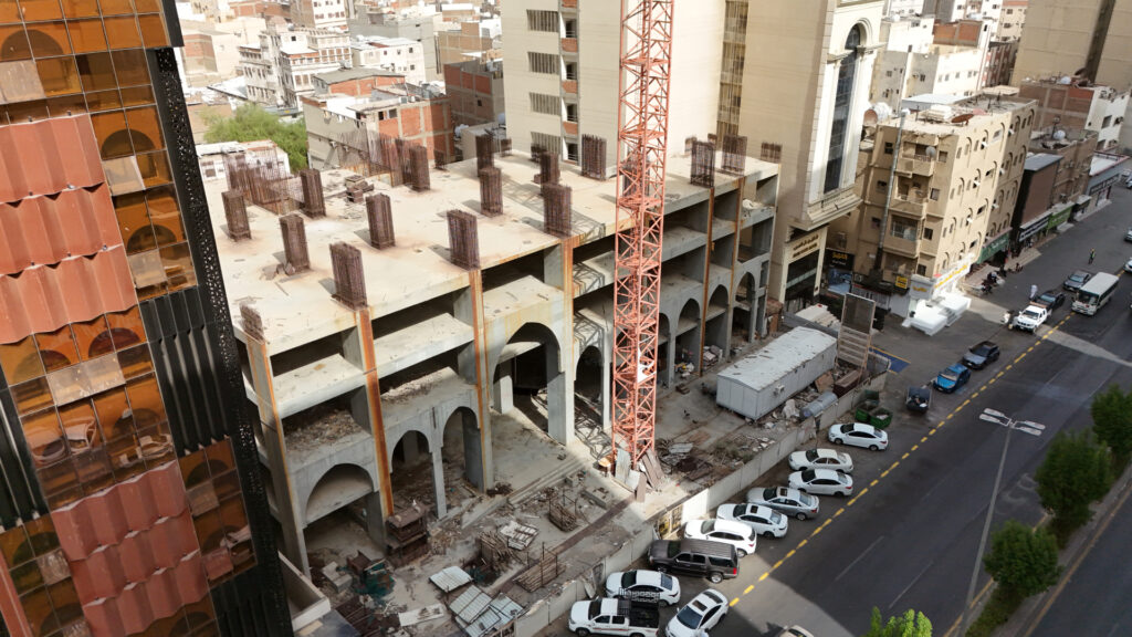 1-فندق قيد الإنشاء 3286.43م2 في مكة المكرمة