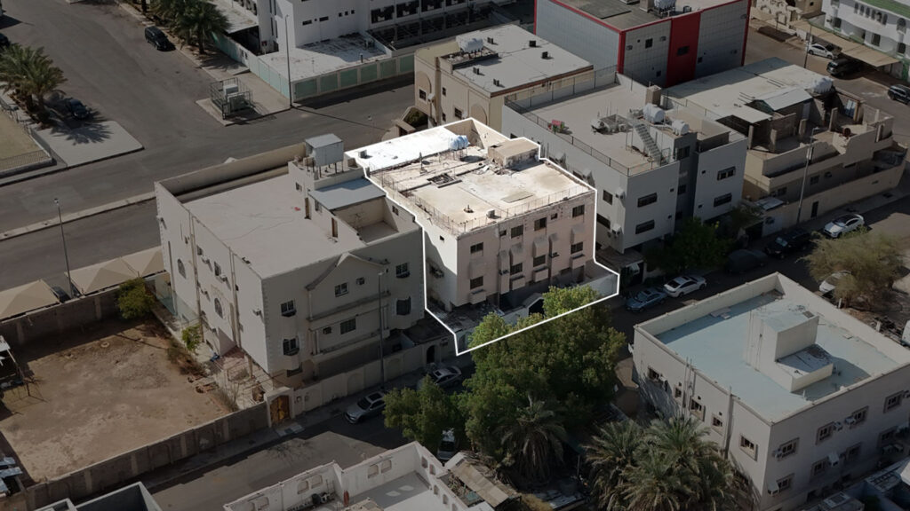7-عمارة سكنية بحي جزع العيون