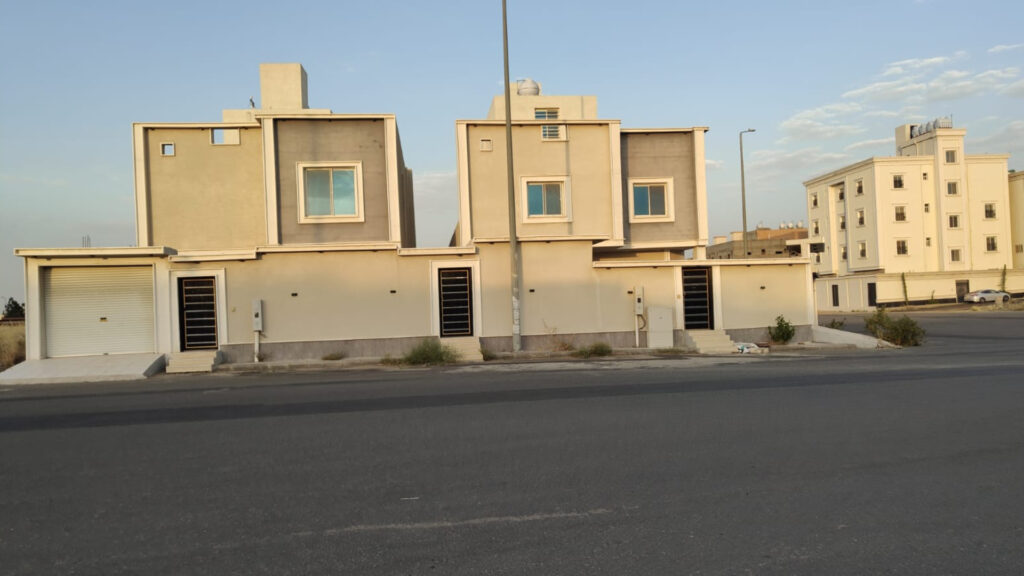 10-فيلا سكنية في حي النور بمساحة 302.49م قطعة رقم 12 / أ