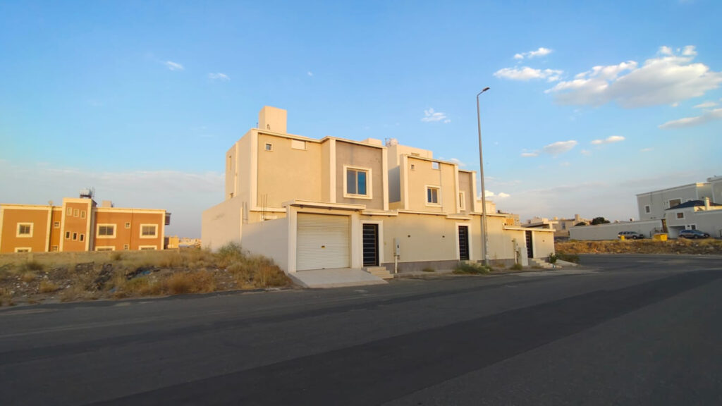 10-فيلا سكنية في حي النور بمساحة 302.49م قطعة رقم 12 / أ