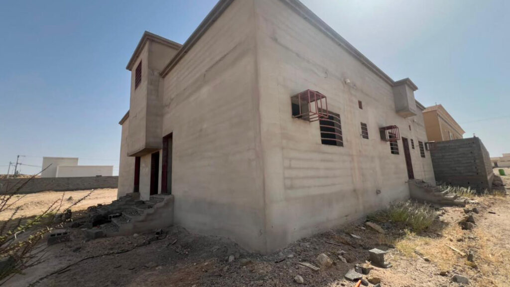 11-فيلا سكنية بمساحة 600م قطعة رقم 2432