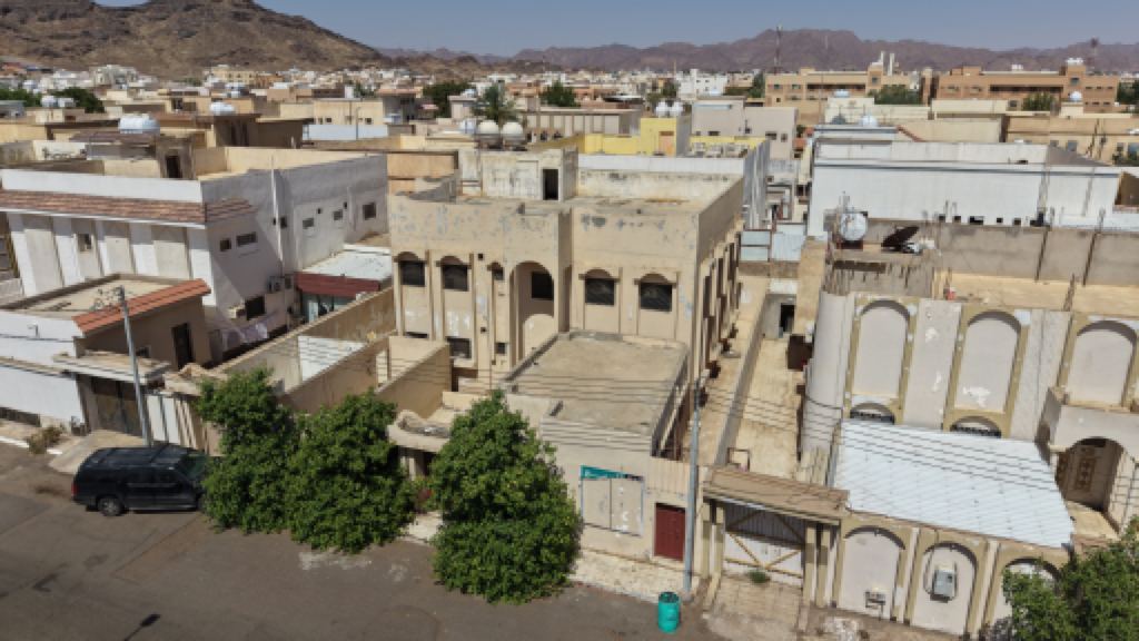 18-فيلا – صديان