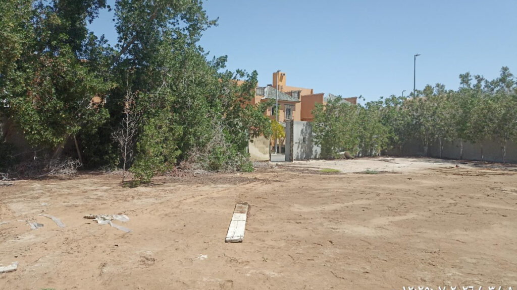 12- أرض سكنية بحي أبحر الجنوبية