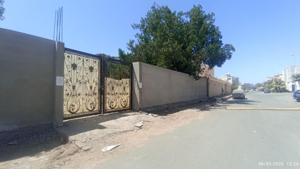 12- أرض سكنية بحي أبحر الجنوبية