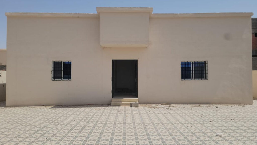 4-فيلا سكنية دور واحد 600م2 بحي الجدر الشرقي