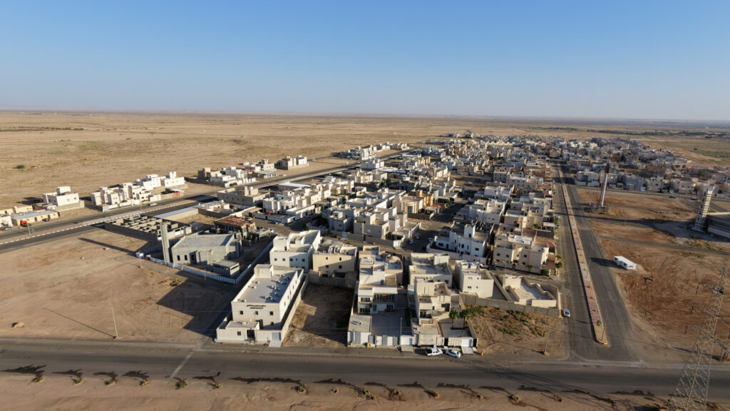 2-فيلا سكني تجاري 664.5م2 في الرس