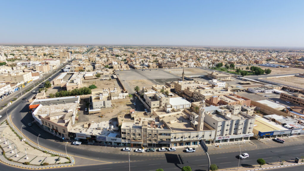 5- عمارة بحي المطار / الرس – بمساحة 767.37 م²