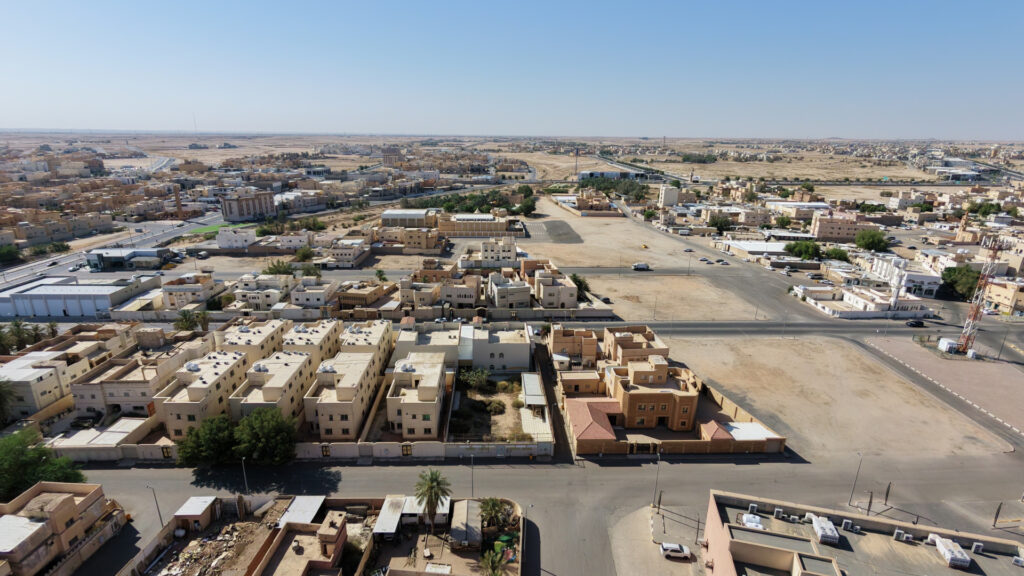6-أرض سكنية – الشهداء