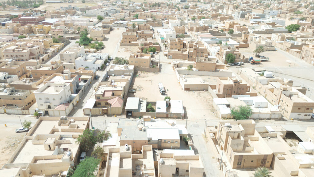 5- أرض بمدينة الزلفى – بمساحة 363.79 م²