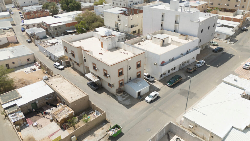 10-عمارة سكنية بحي شرائع المجاهدين