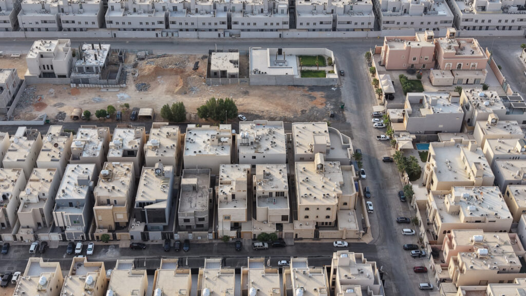 4-فيلا قيد الإنشاء – حي النرجس – مساحة 364 م