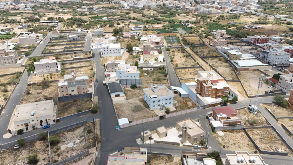 14-فيلا سكنية بمساحة 3382 م² في مدينة احد رفيده