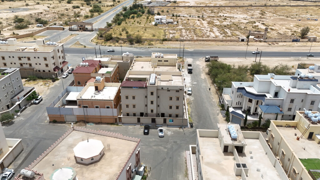 16-شقة سكنية بمساحة 174.85 م² في مدينة احد رفيده