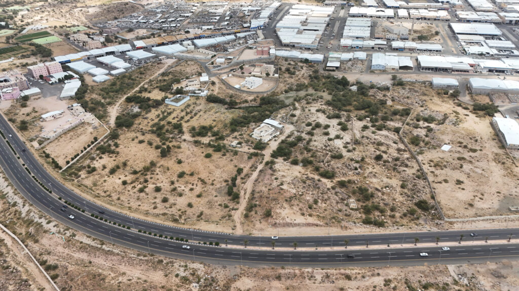 5-أرض سكنية في احد رفيدة