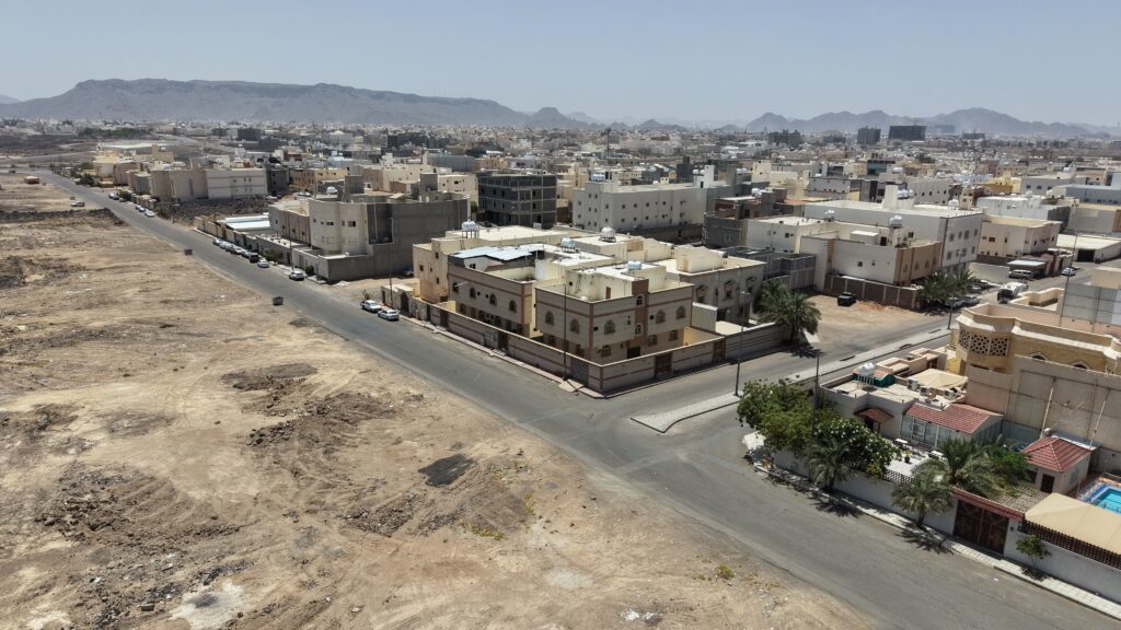 5- 5 فيلات سكنية – شوران/ج