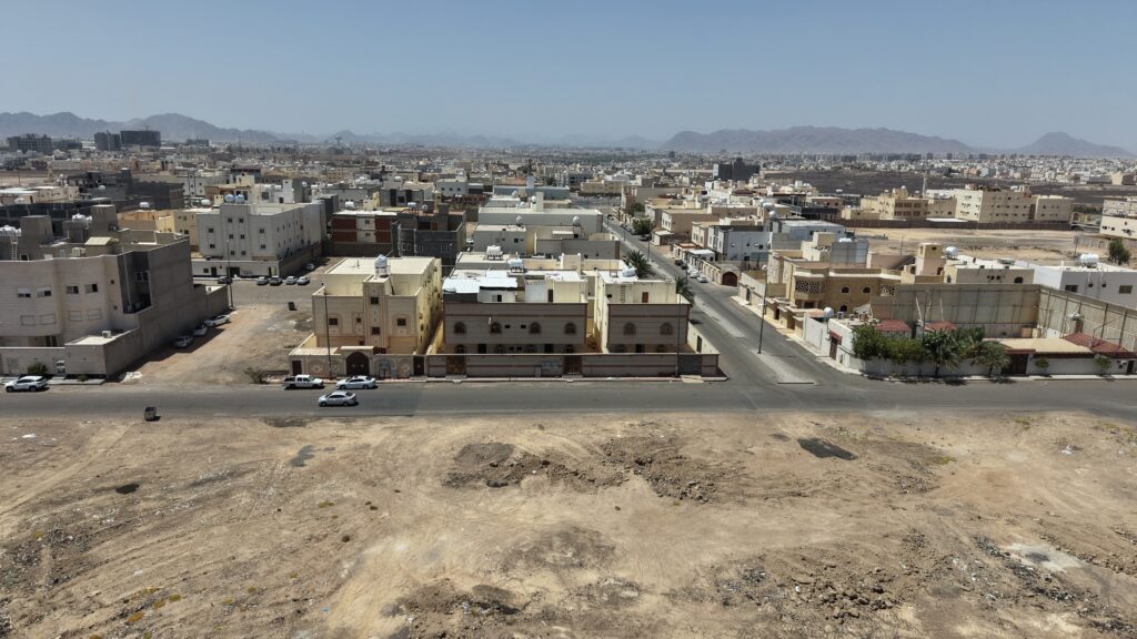 5- 5 فيلات سكنية – شوران/ج