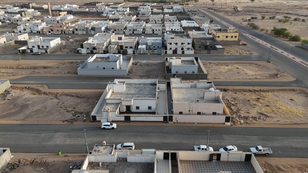 15-فيلا سكنية – الجدر الشرقي