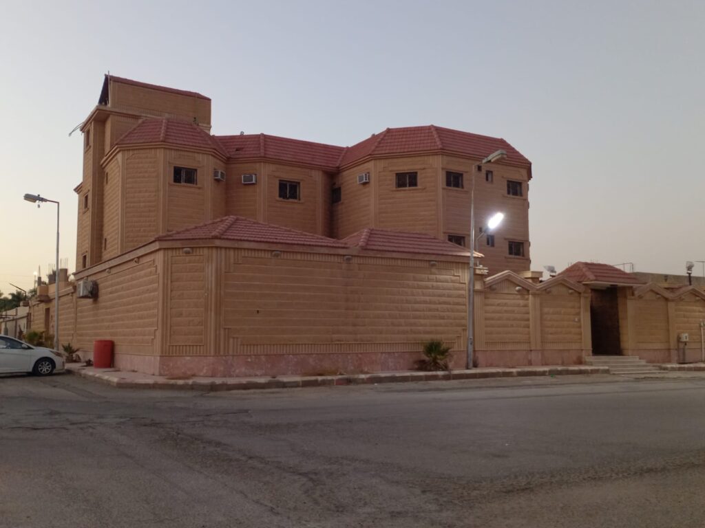 12 – فيلا سكنية بحي الربوة / حفر الباطن – بمساحة 900 م²