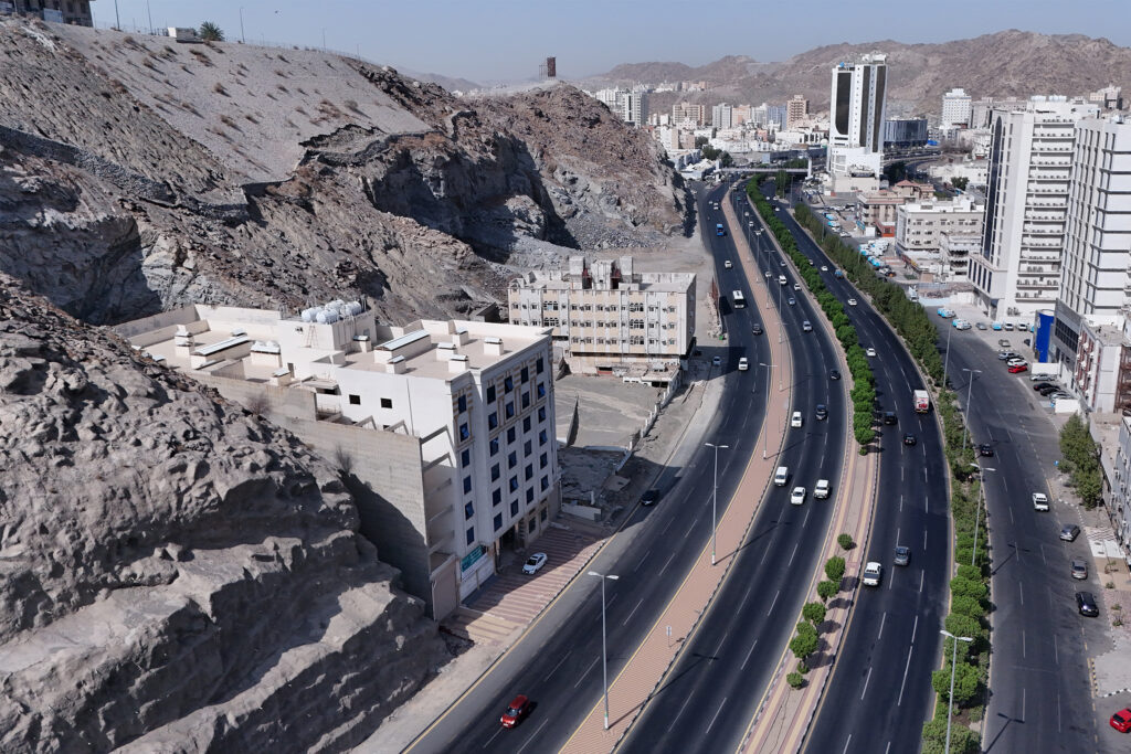 3-فندق حي الهجرة البيع مشاع بنسبة 75% بمساحة 1508.52 م² في مدينة مكة المكرمة – العاصمة المقدسة