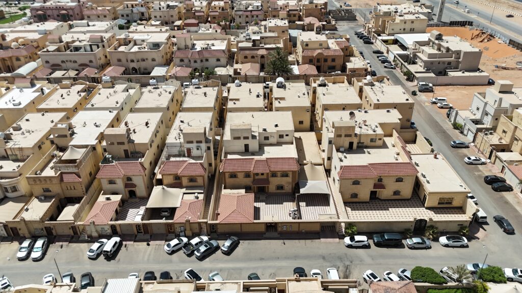 2-فيلا سكنية بحي الخليج بمساحة 875 م² في مدينة الرياض