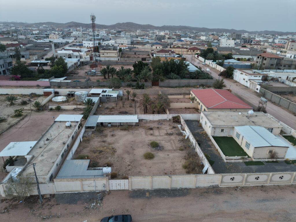 10-أرض سكنية