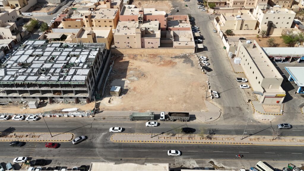 1- أرض تجارية سكنية حي النظيم بمساحة 2500 م² في مدينة الرياض