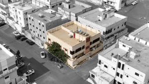 4- عمارة سكنية بحي العزيزية بصك 971706000309
