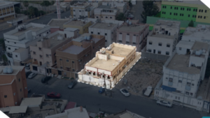7- أرض مقام عليها مباني بحي شمال خط المطار القديم ج صك رقم 371709005591
