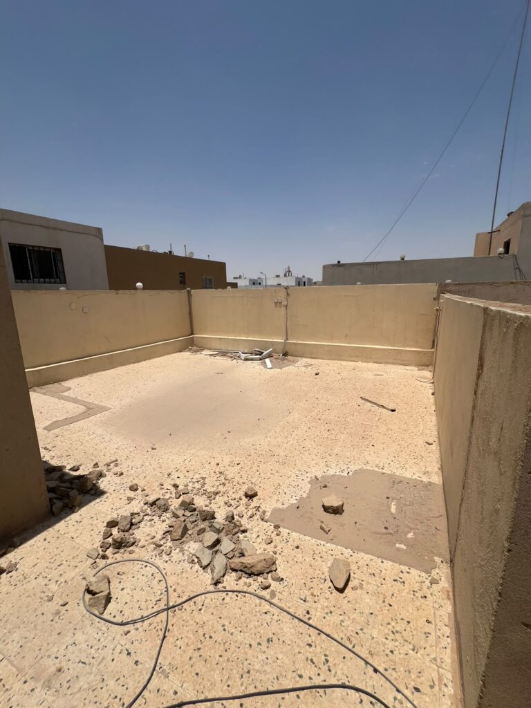 2-فيلا سكنية تجارية جنوب شرق شارع عرض 30م – الشفاء