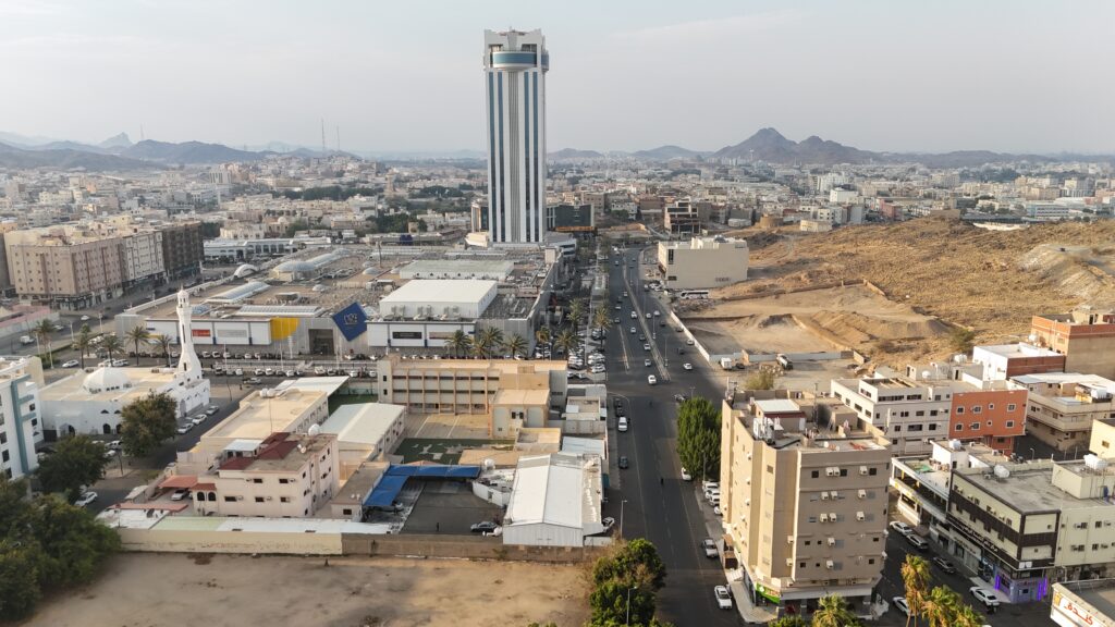 3-مركز خدمة سيارات – شبرا