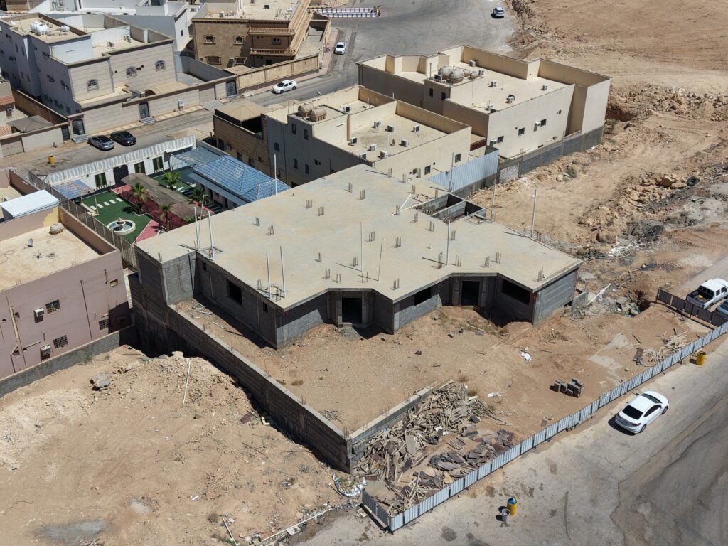 4-فيلا سكنية (عظم) 756م2 بحي المروج الغربي