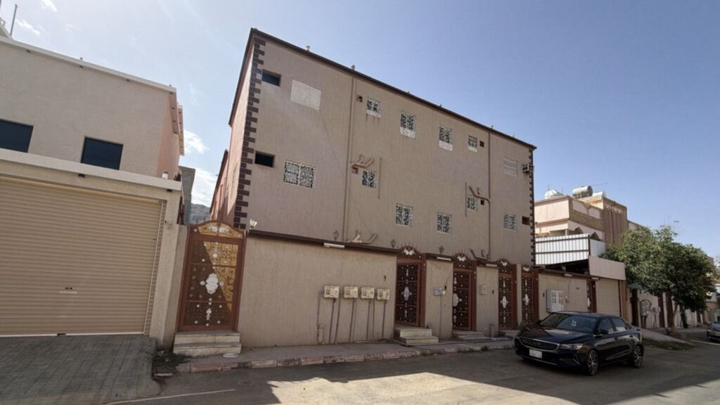 5- عمارة سكنية بمدينة نجران بمساحة 672 م²