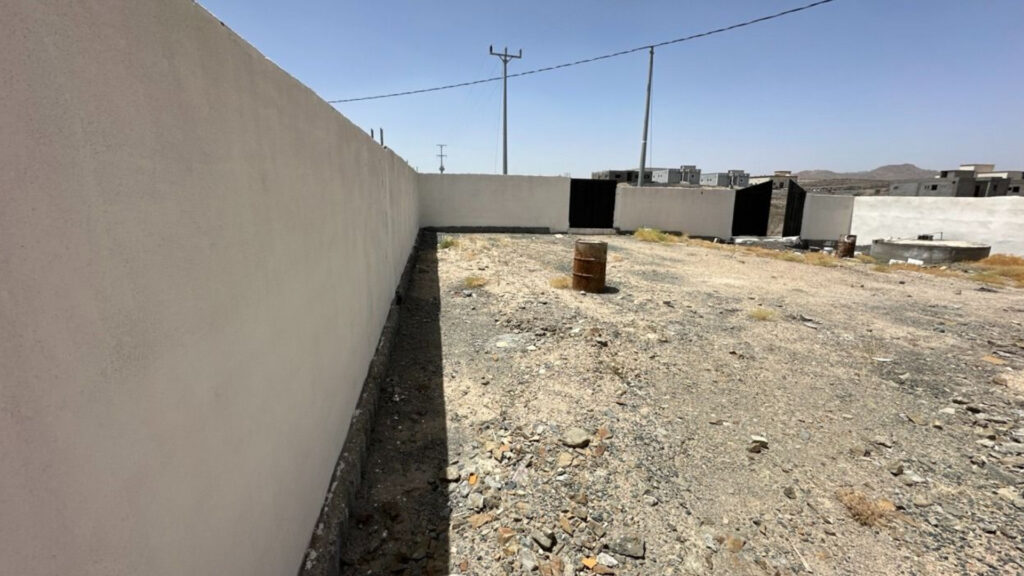 14-فيلا سكنية في ثار بمساحة 640 م²