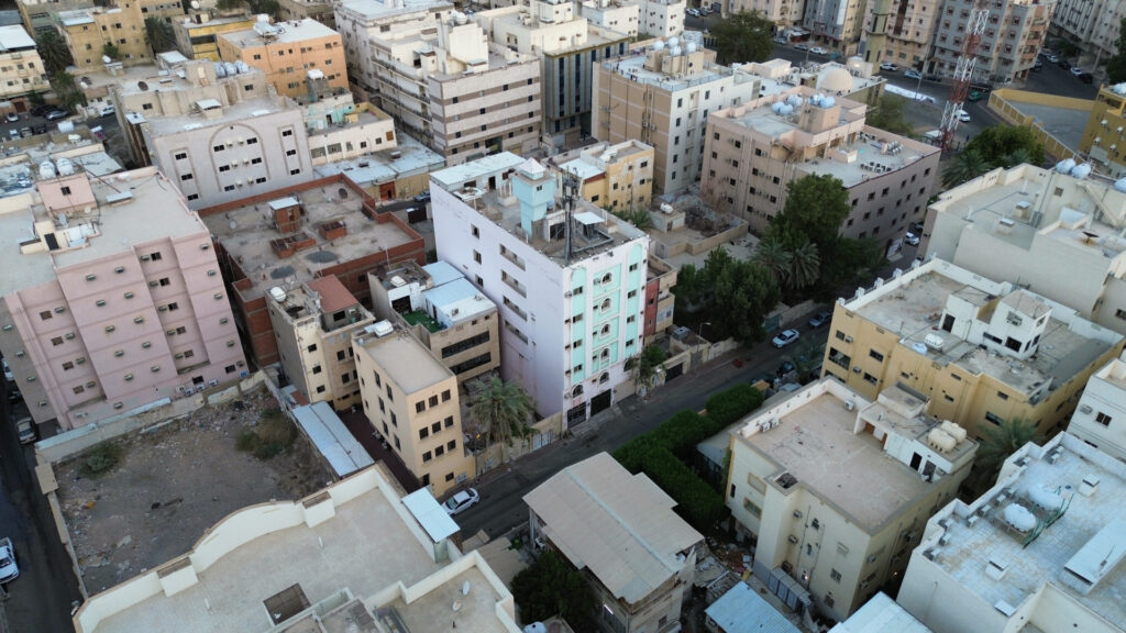 12- عمارة سكنية بحي العزيزية بمساحة 375 م² في مدينة مكة المكرمة