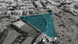 2- أرض سكنية -حي الشرف بمساحة 14210 م² في مدينة أبها